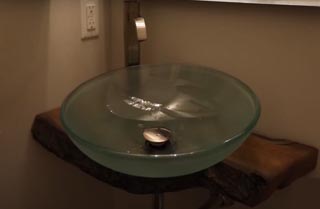 live edge counter design